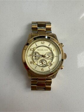 Gold Tone Michael Kors chronograph Runway Watch | Authentic | Extra Links incl